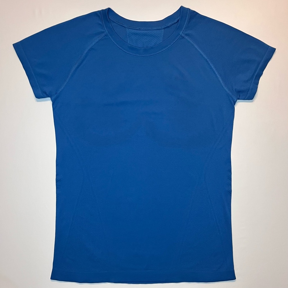 Women’s Athleta Momentum Seamless Tee Mesh Panels Stretch Breathable Sz. S - Picture 5 of 13